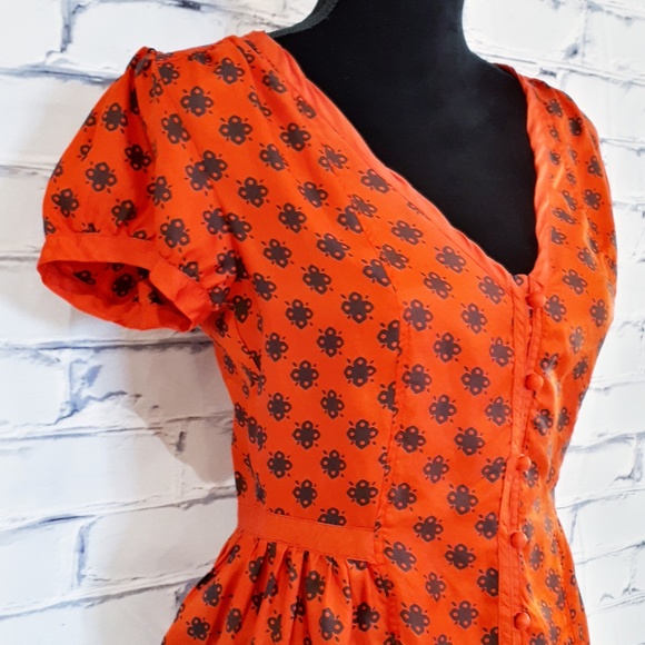 Marc Jacobs Red Silk Short Sleeve Button Front Top - Picture 3 of 4